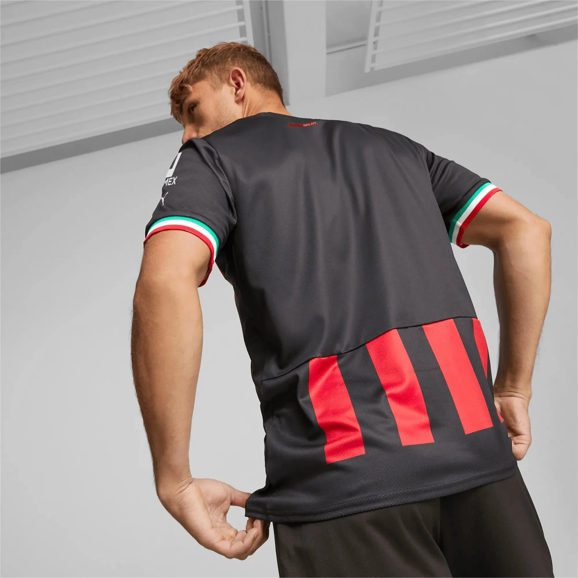 Puma 2022-23 AC Milan Home Jersey Red-Black - Image 5
