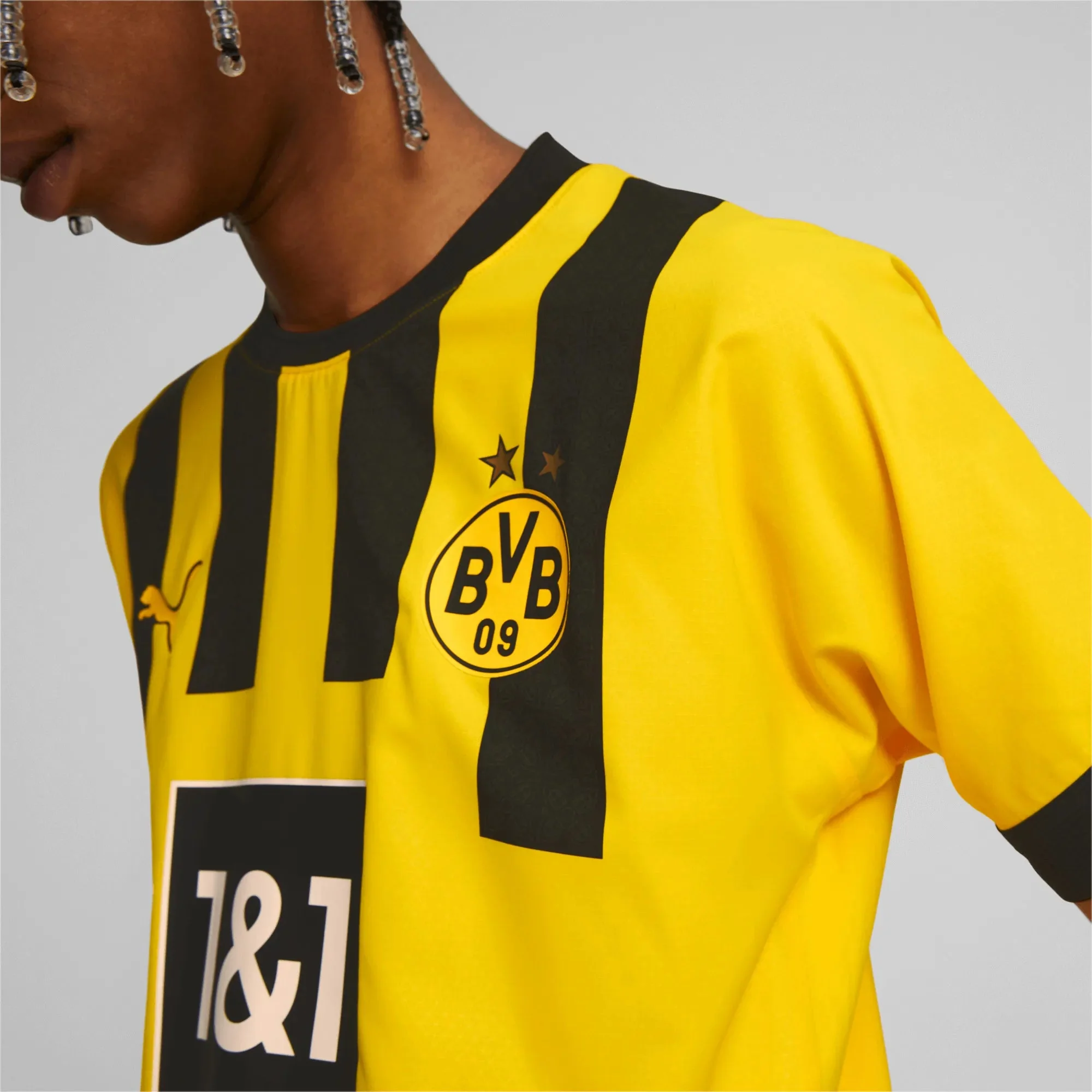 Puma 2022-23 Borussia Dortmund Authentic Home Jersey - Cyber Yellow-Black - Image 5