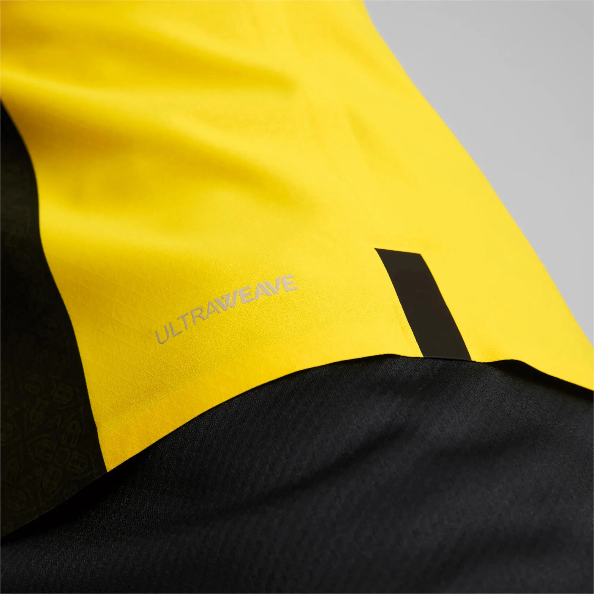 Puma 2022-23 Borussia Dortmund Authentic Home Jersey - Cyber Yellow-Black - Image 6