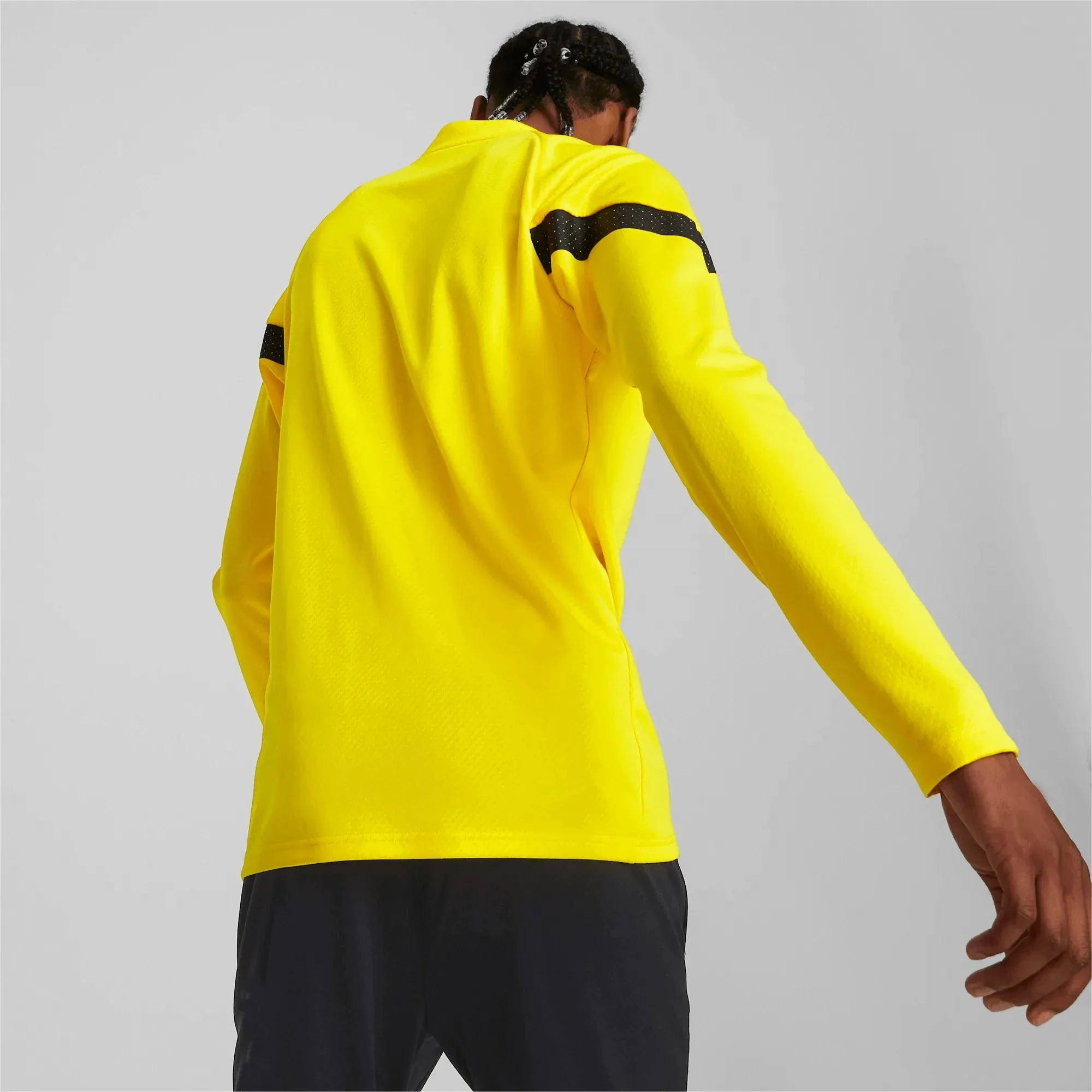 Puma 2022-23 Borussia Dortmund Quarter Zip Top - Cyber Yellow - Image 4