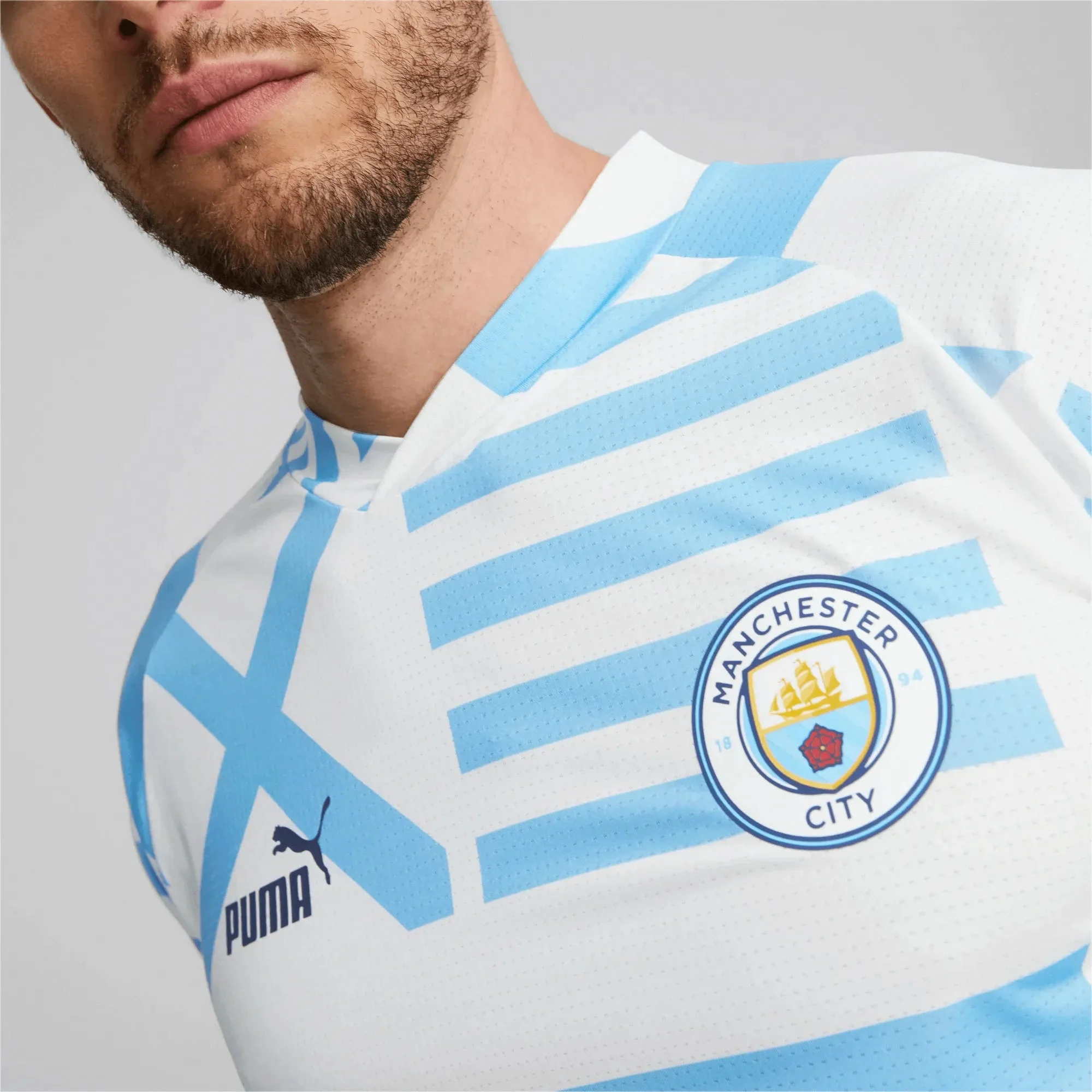 Puma 2022-23 Manchester City Pre-Match Jersey - White-Light Blue - Image 5