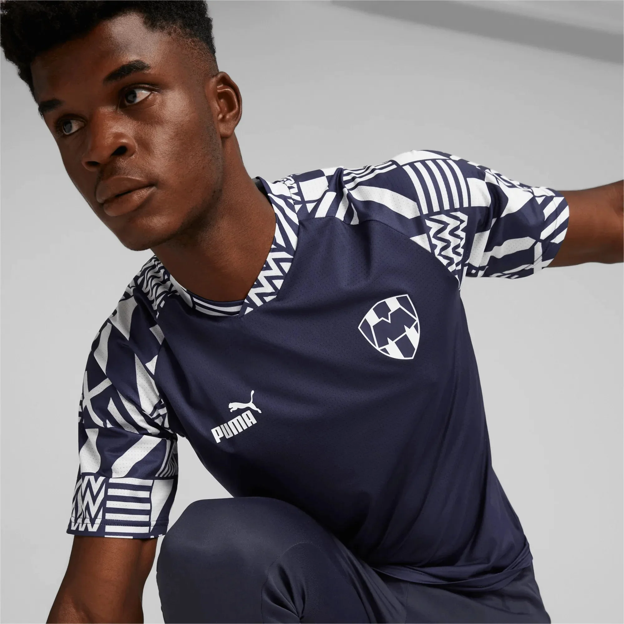 Puma 2022-23 Monterrey Pre-Match Jersey - Peacoat-White - Image 5