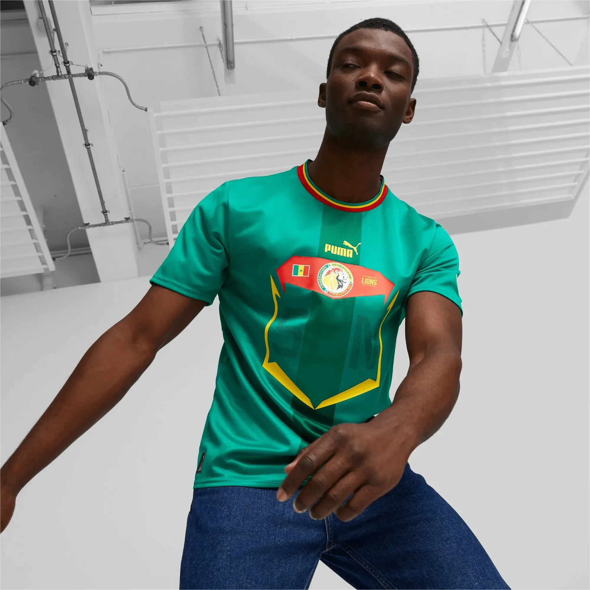 Puma 2022-23 Senegal Away Jersey Green - Image 3