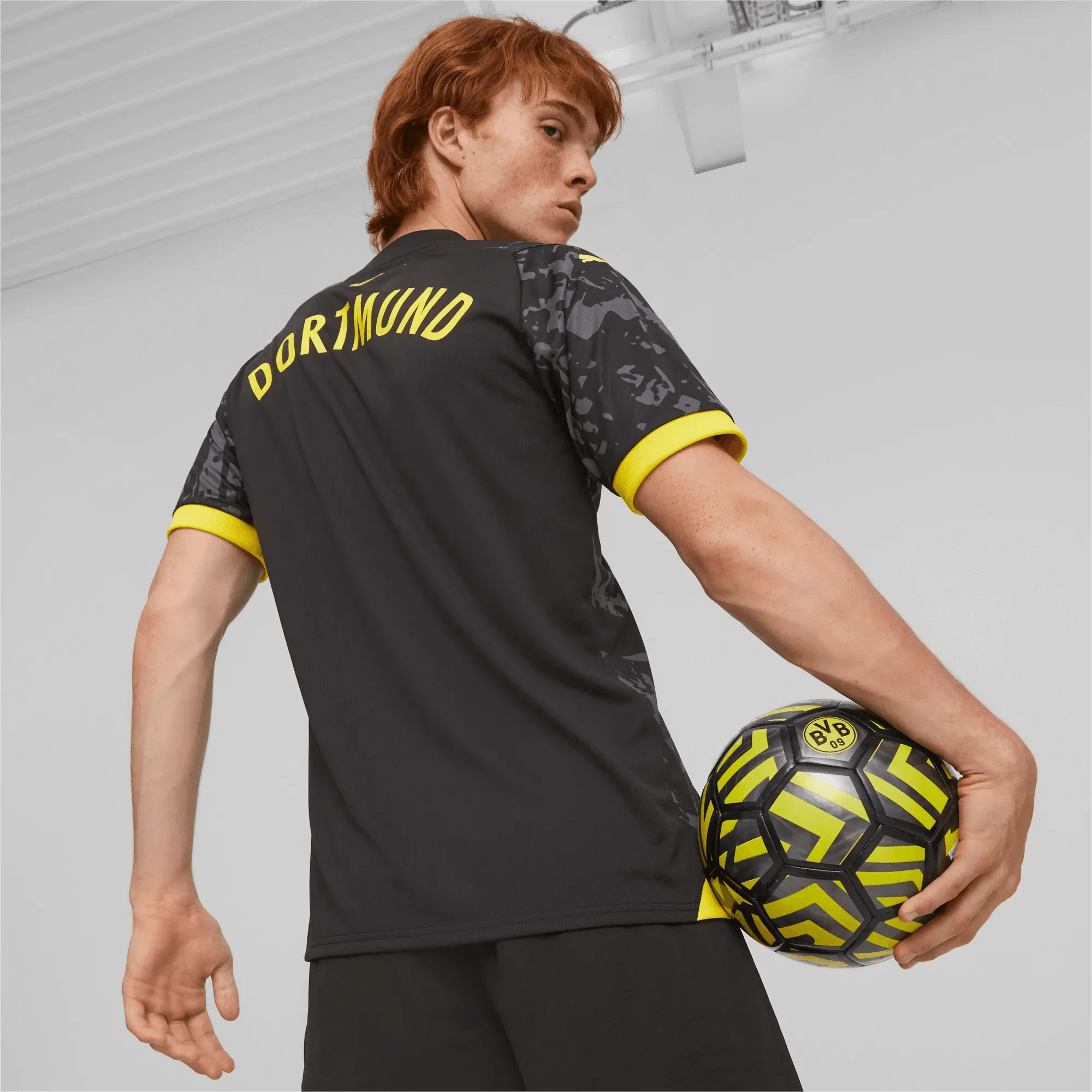 Puma 2023-24 Borussia Dortmund Men's Stadium Away Jersey - Image 7