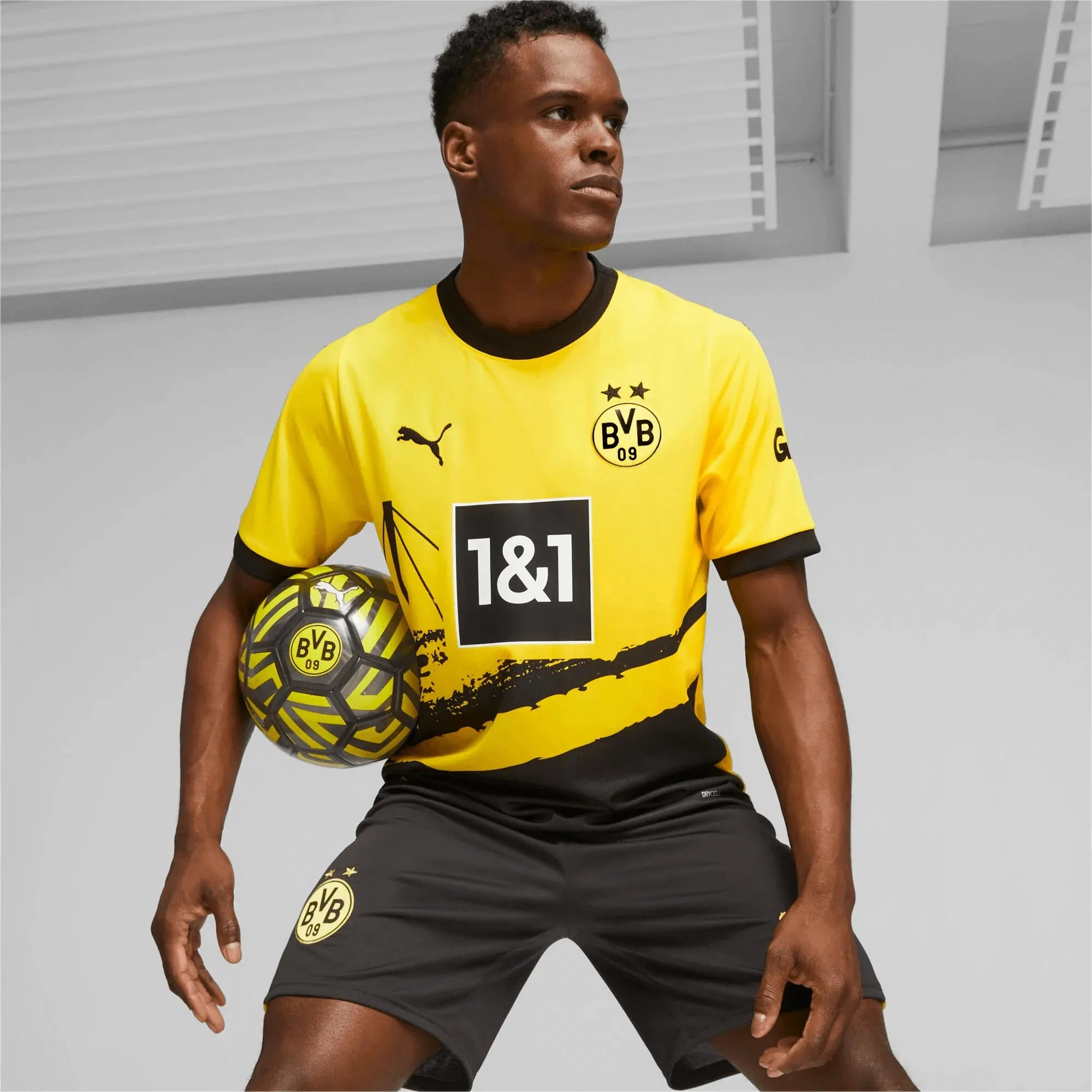 Puma 2023-24 Borussia Dortmund Men's Stadium Home Jersey - Image 5