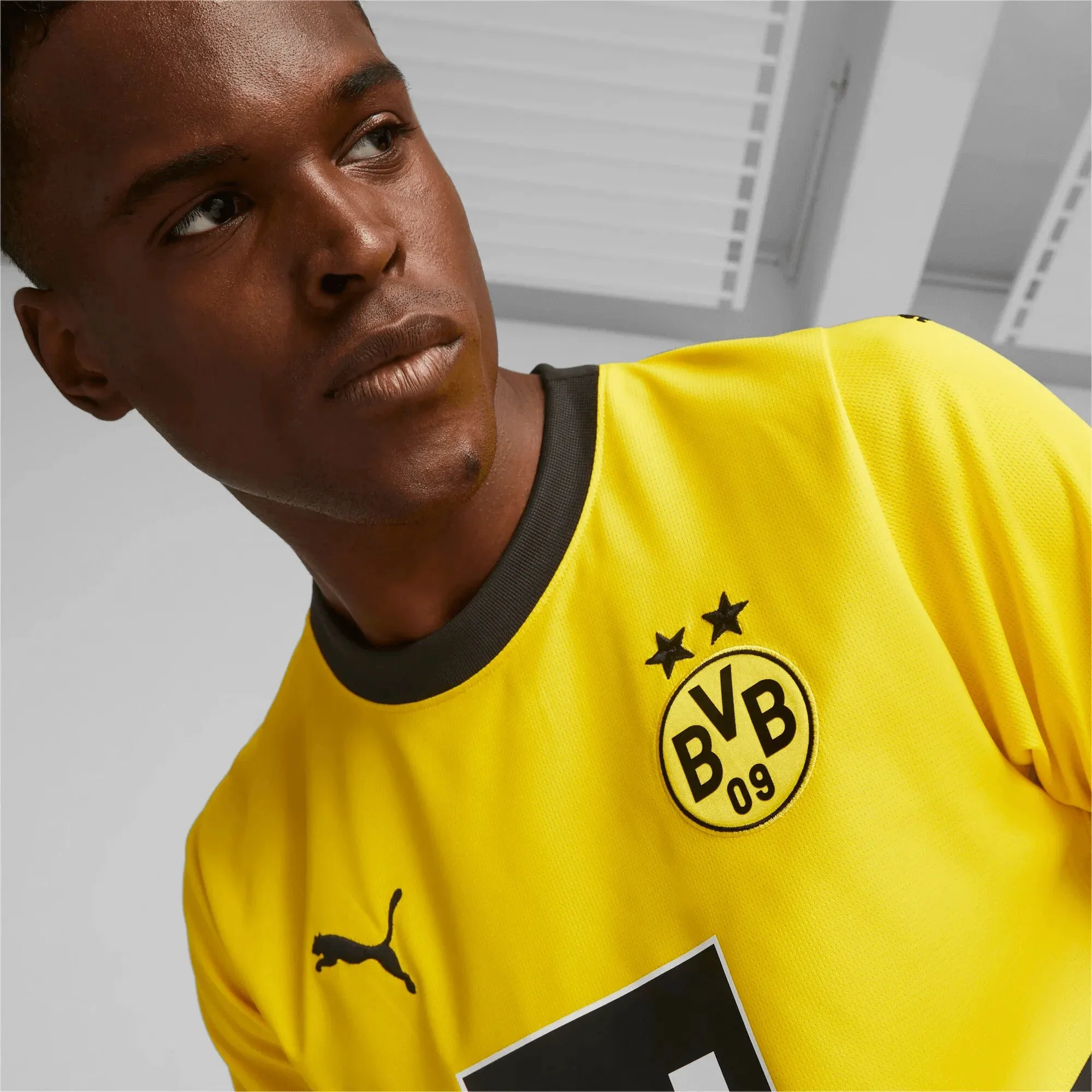 Puma 2023-24 Borussia Dortmund Men's Stadium Home Jersey - Image 7
