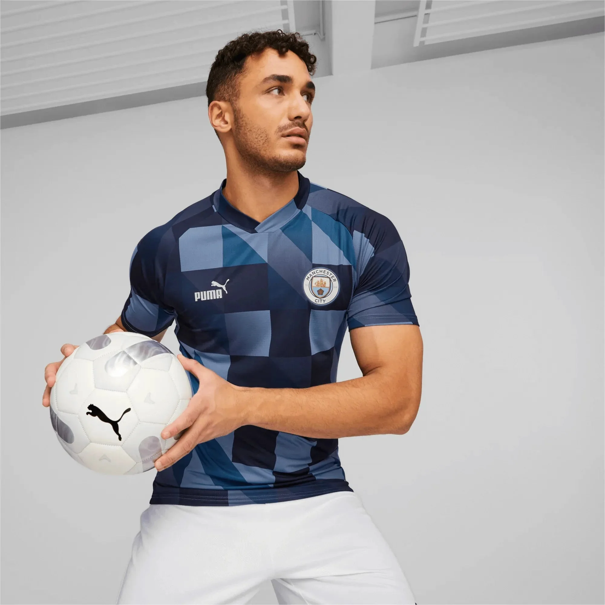 Puma 2023 Manchester City Pre-Match Jersey - Light Blue-Navy - Image 3