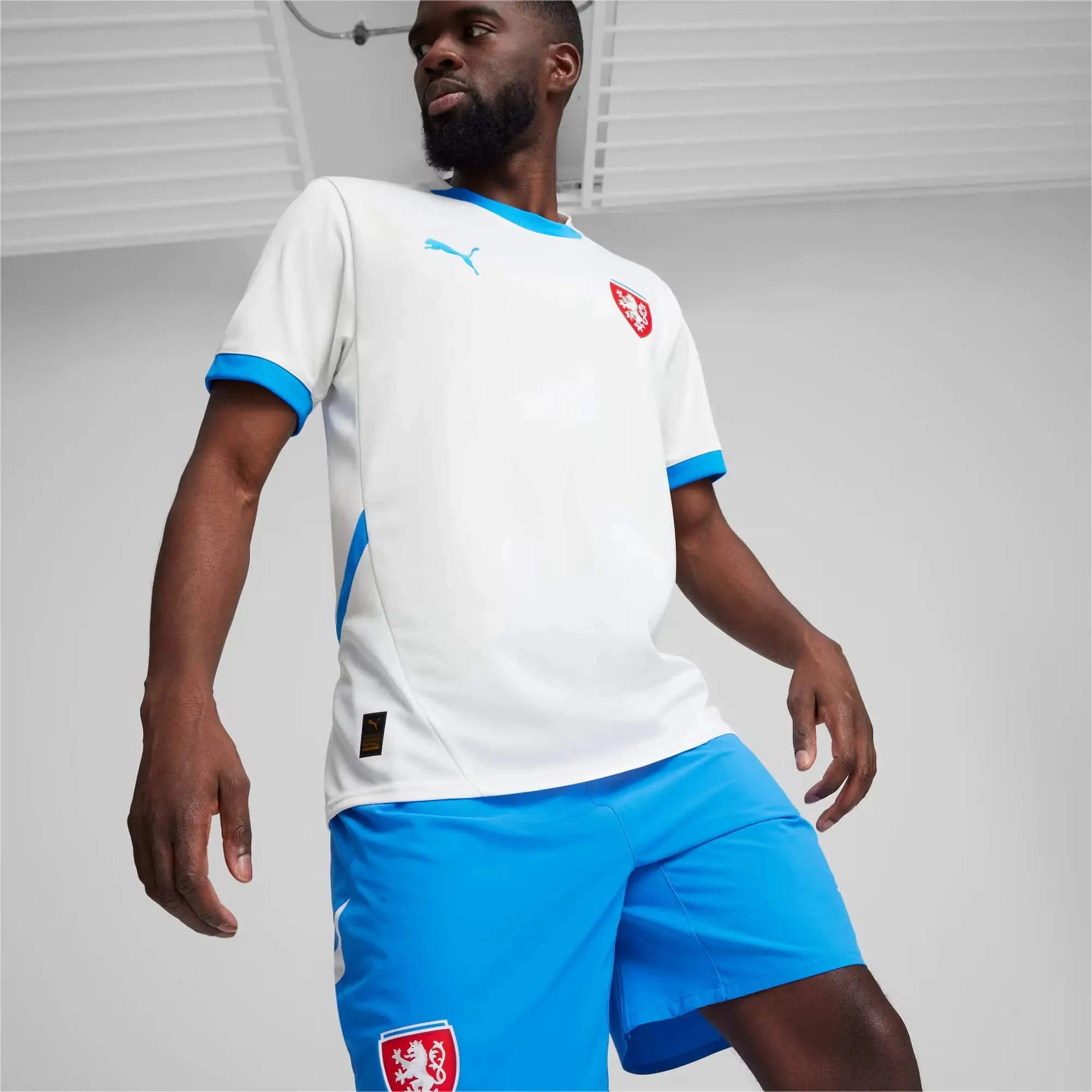 Puma 2024-25 Czech Republic Stadium Away Jersey - Image 2