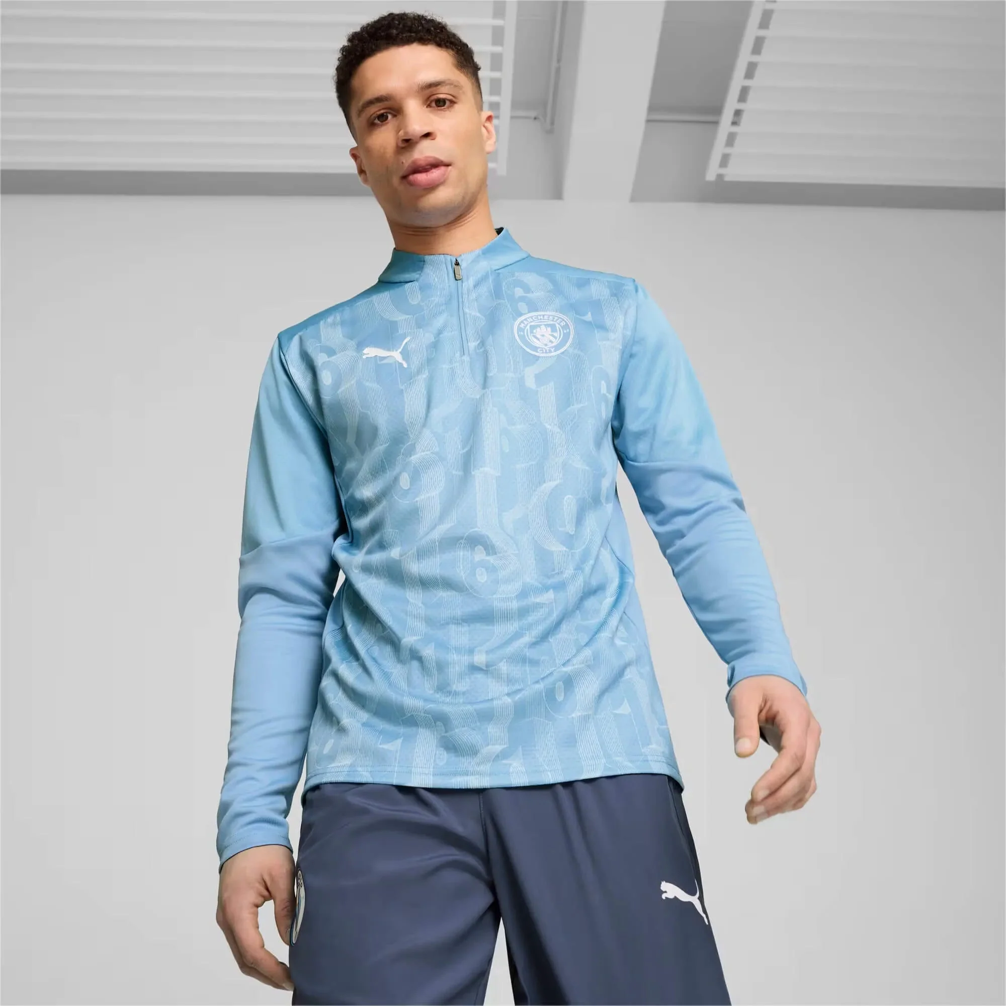 Puma 2024-25 Manchester City Men's Pre-Match 1/4 Zip Top