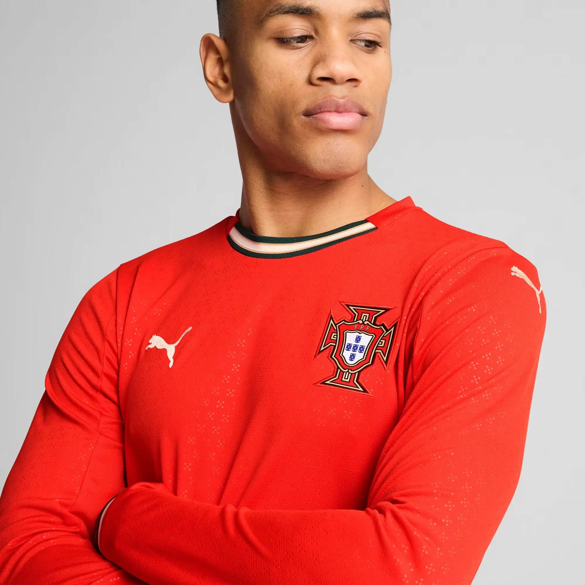 Puma 2025-26 Portugal Men's Stadium Home Long-Sleeve Jersey - Image 5