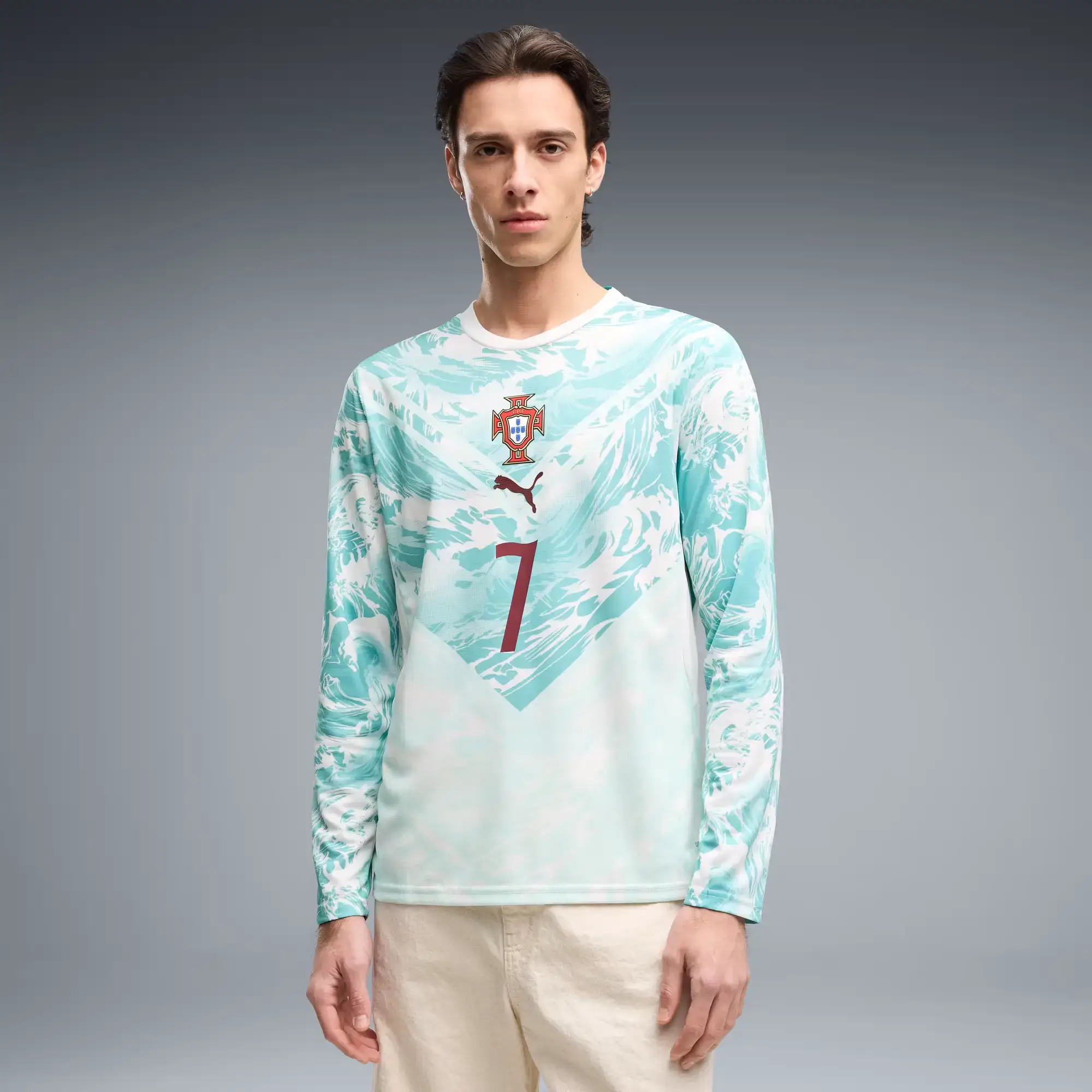 Puma 2026 Portugal Men's Stadium Away Ronaldo #7 Long-Sleeve Soccer Jersey - Image 4