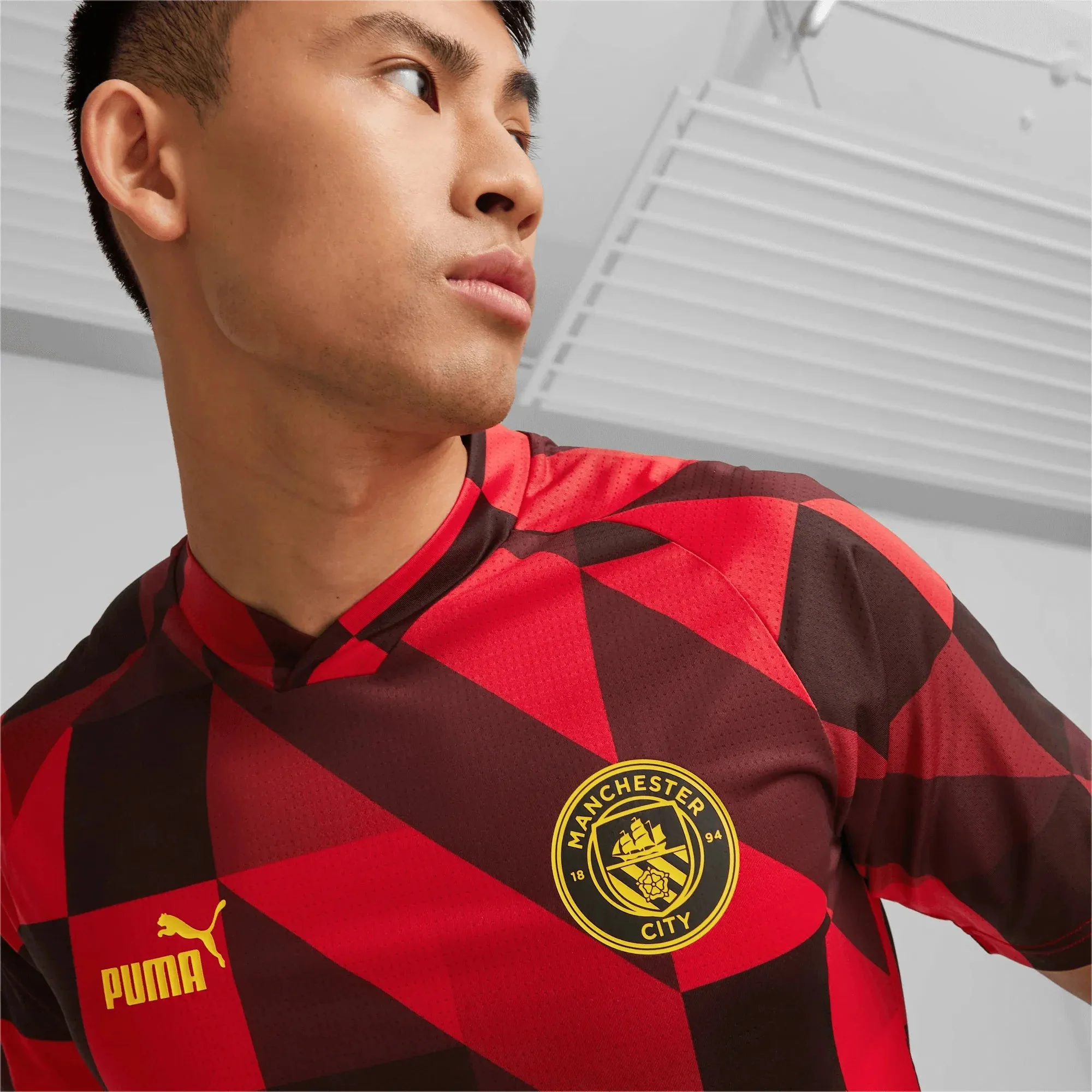 Puma 2023 Manchester City Pre-Match Jersey - Red - Black - Image 5