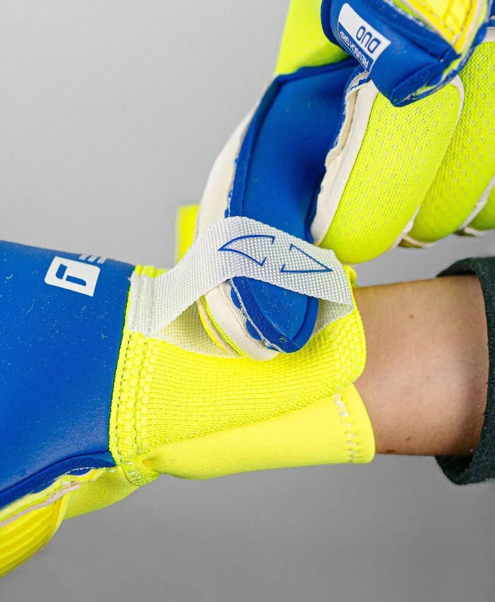Reusch Attrakt Duo Ortho-Tec Goalkeeper Gloves - Volt-Blue - Image 9
