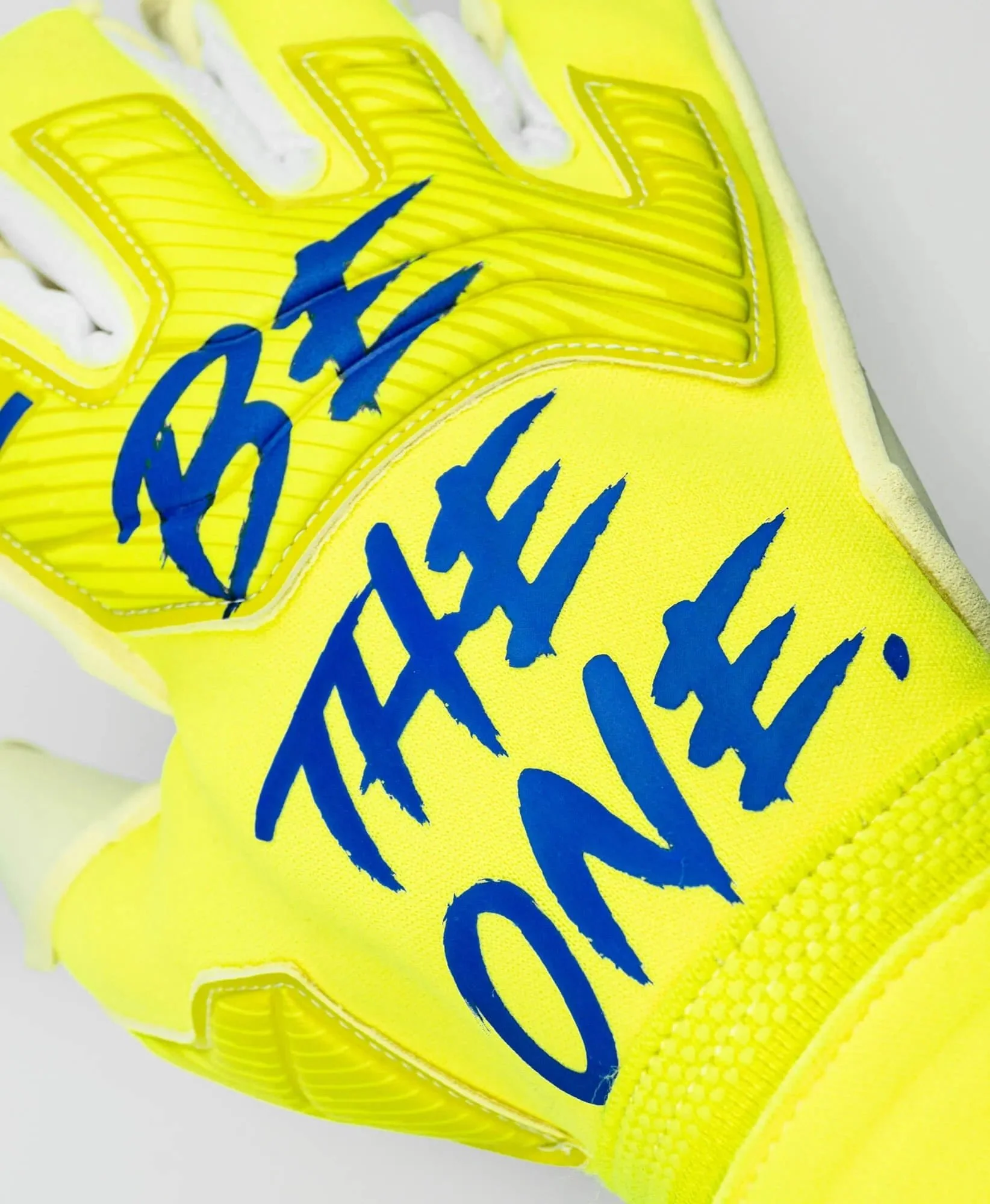 Reusch Attrakt Gold X Alpha Goalkeeper Gloves - Yellow-Blue-White - Image 9