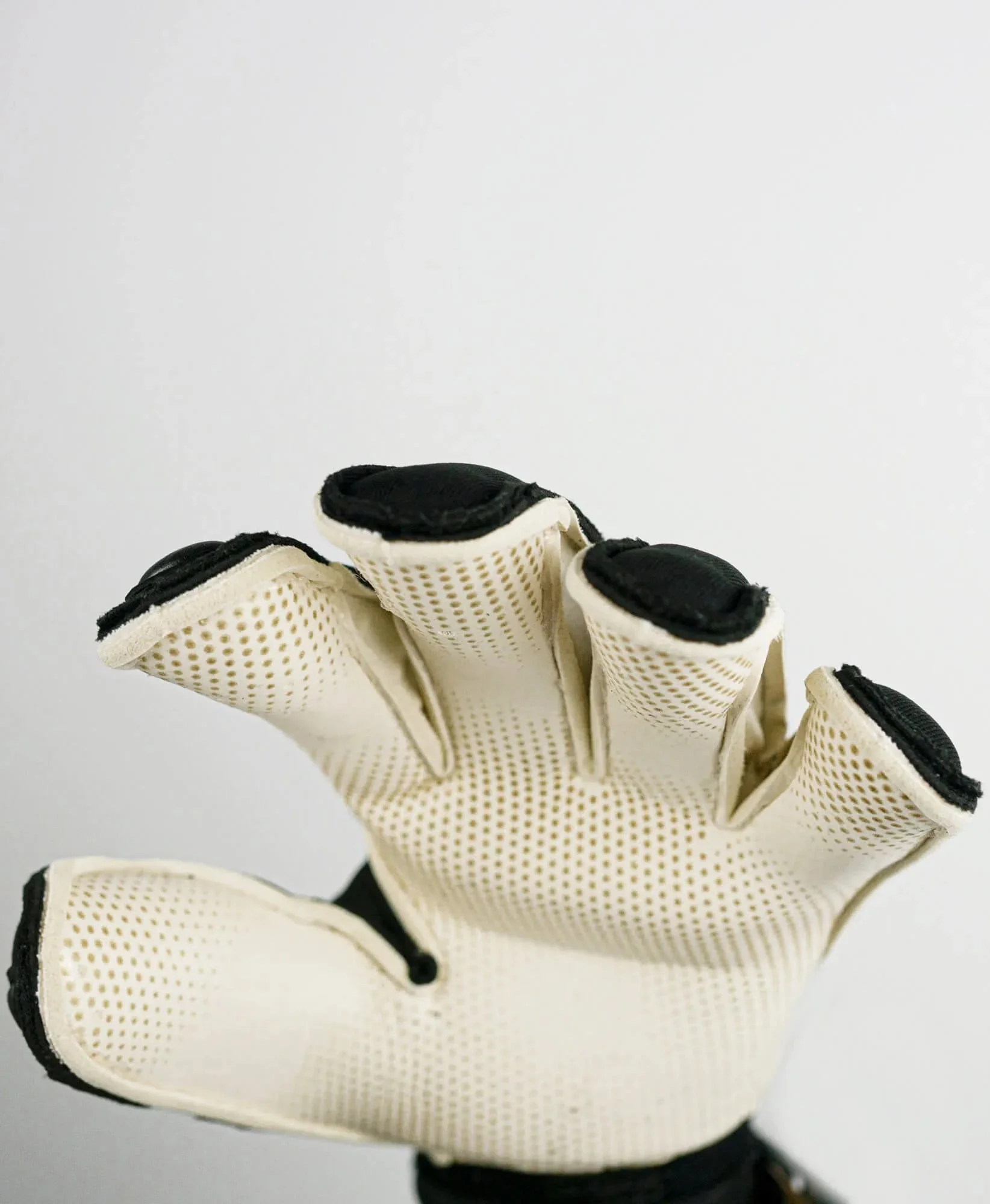 Reusch Attrakt Gold X Glueprint Ortho-Tec Goalkeeper Gloves - Black-Gold - Image 5