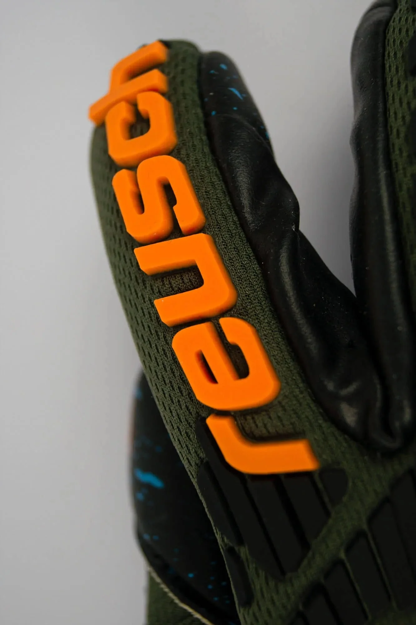 Reusch FG Fusion Ortho Goaliator Goalkeeper Gloves - Green-Black-Orange - Image 9