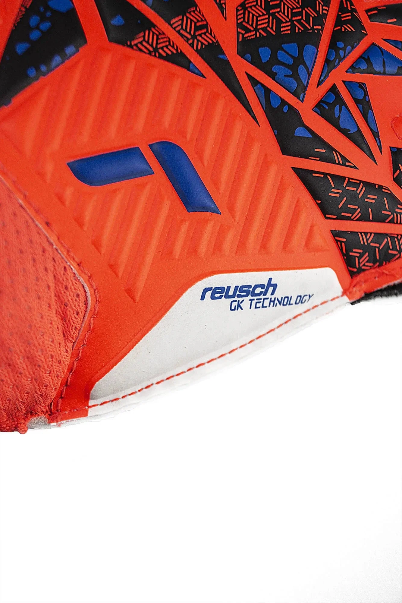 Reusch JR Attrakt Solid FS Goalkeeper Glove - Image 6