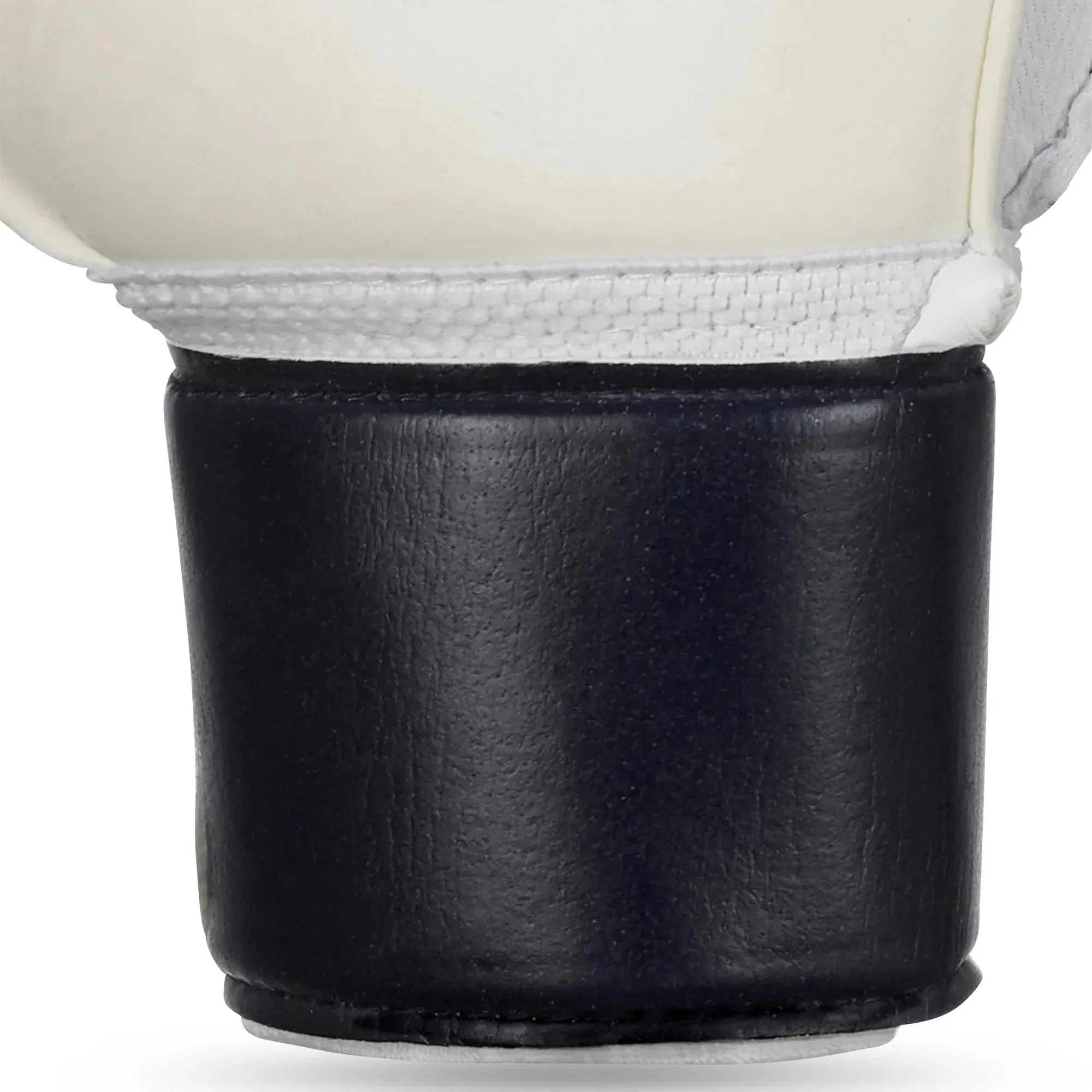Select JR 04 Protection v24 Goalkeeper Gloves - Image 6