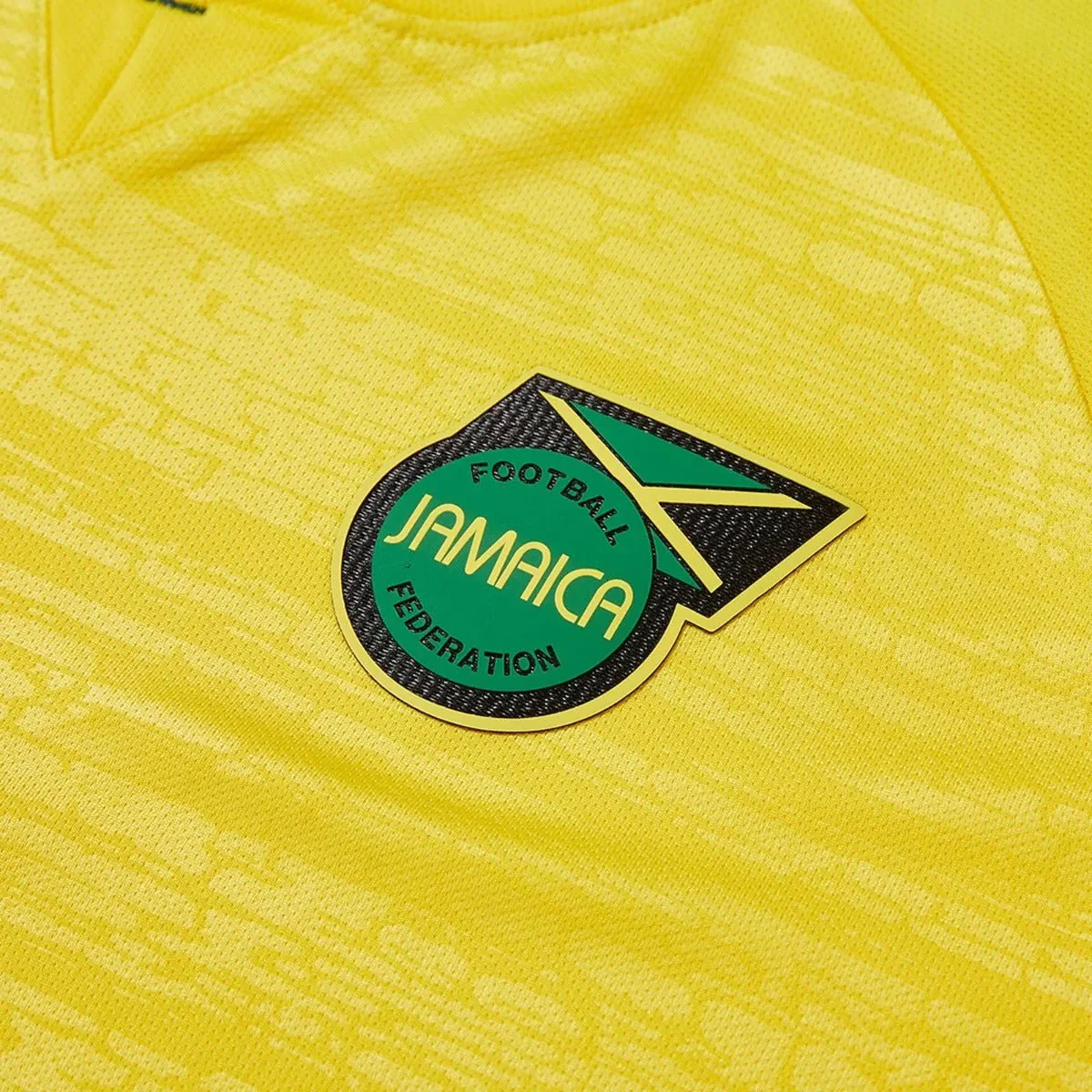 Umbro 2021-22 Jamaica Home Jersey - Yellow - Image 4