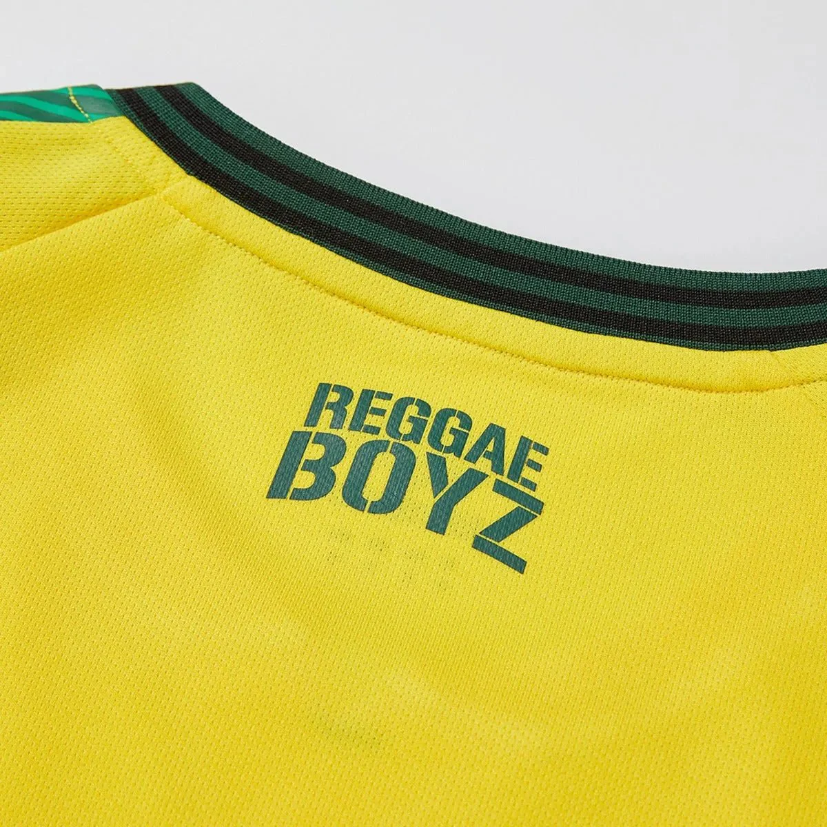 Umbro 2021-22 Jamaica Home Jersey - Yellow - Image 5