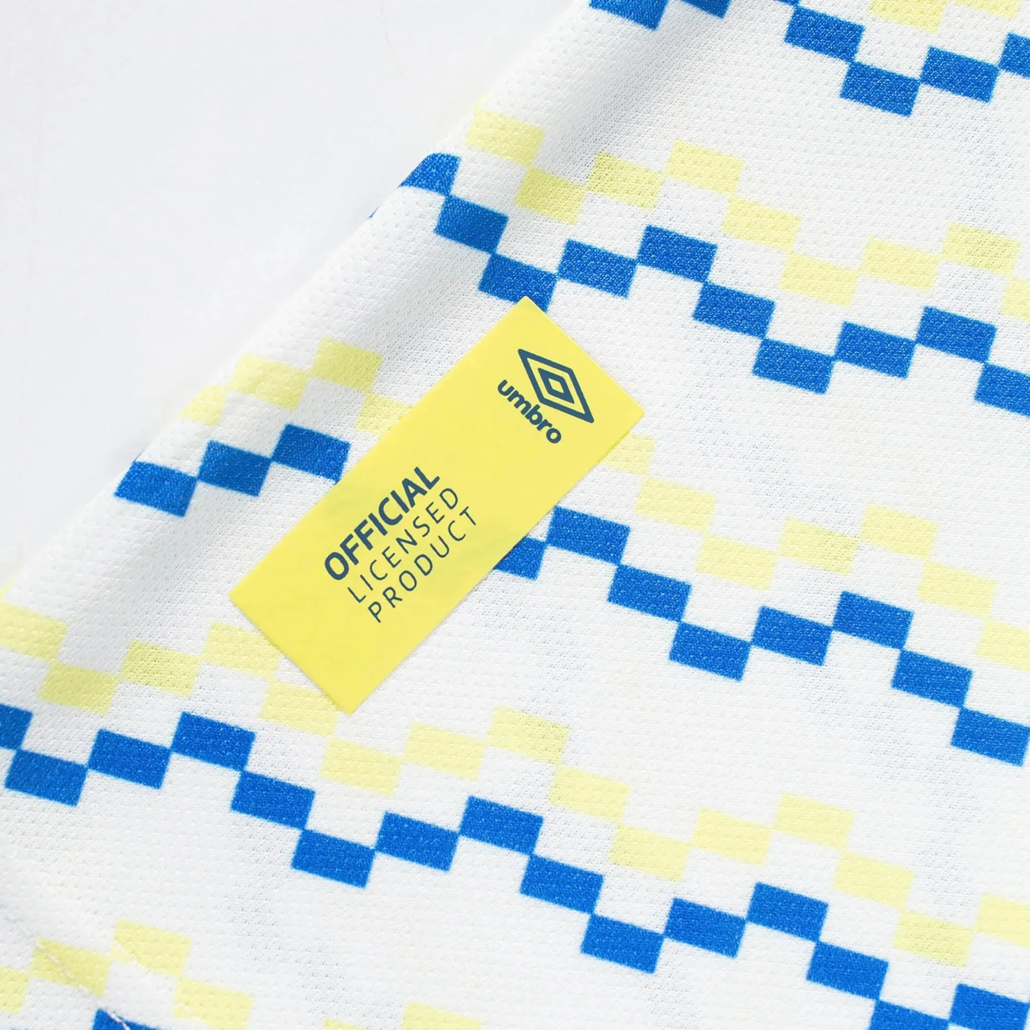 Umbro 2023-24 El Salvador Men's Pre-Match Jersey - Image 5