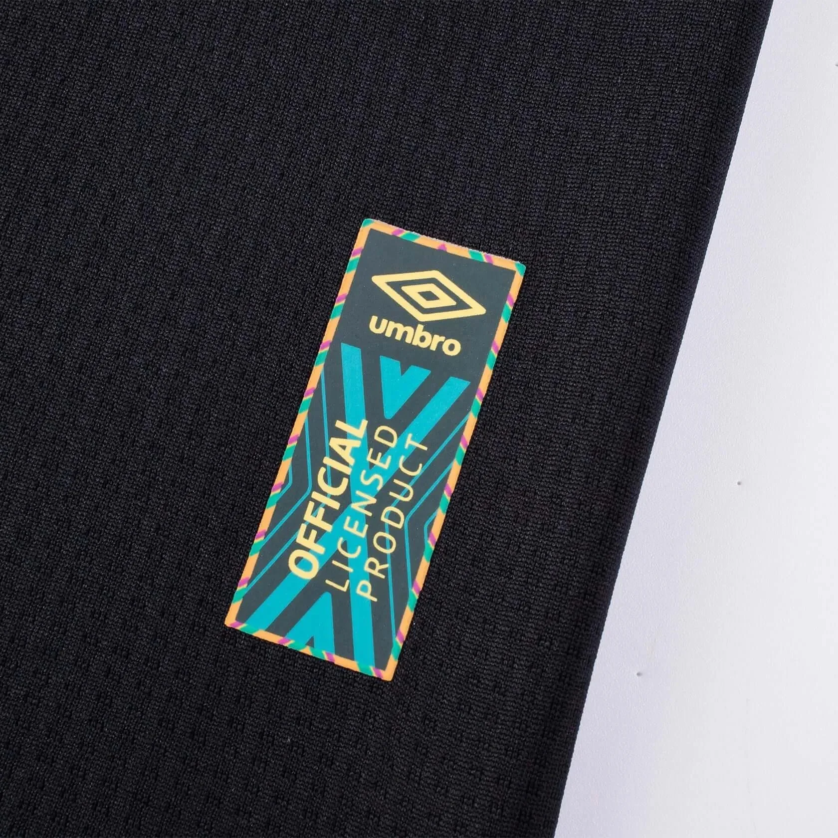 Umbro 2023-24 Guatemala Men's 3rd Long-Sleeve Jersey - Image 6