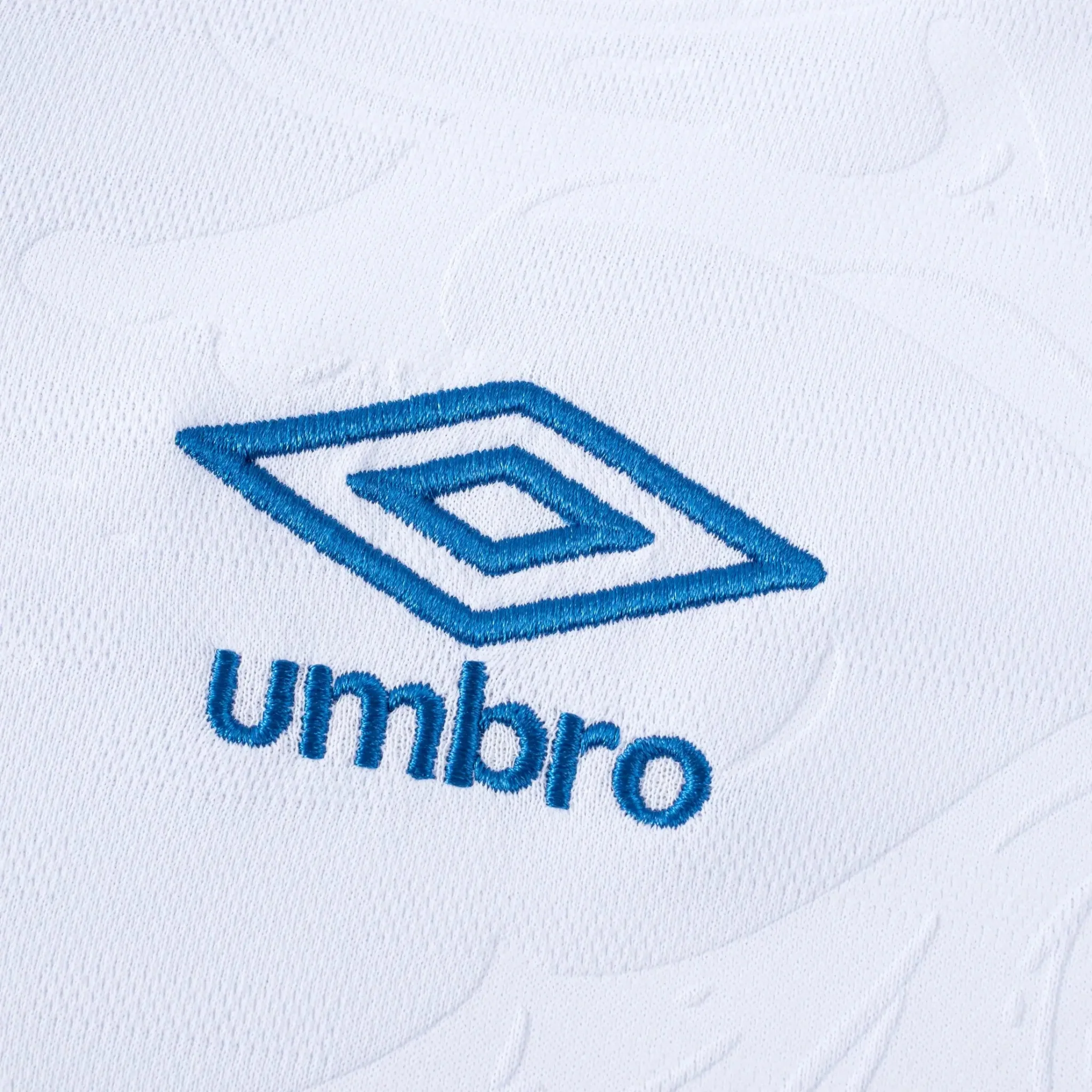 Umbro 2025-26 El Salvador Men's Stadium Away Long-Sleeve Soccer Jersey - Image 4