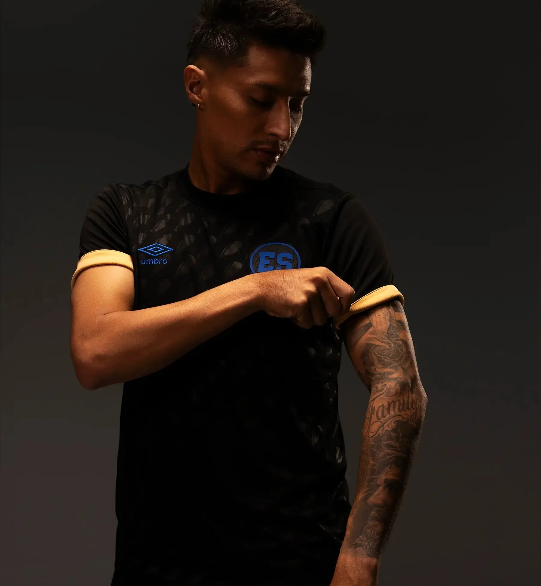 Umbro 2025-26 El Salvador Men's Stadium Third Soccer Jersey - Image 8