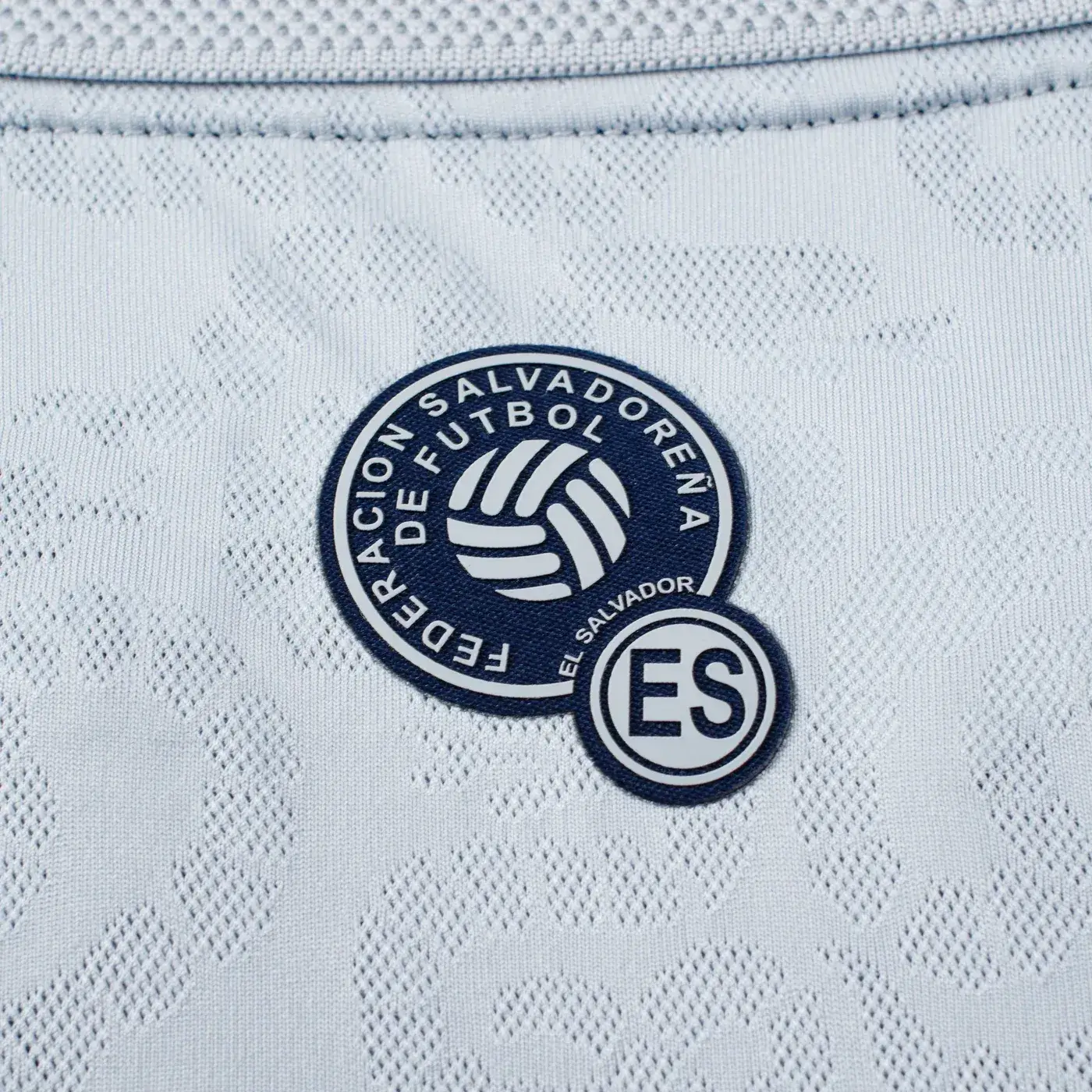 Umbro 2026 El Salvador Men's Authentic Away Soccer Jersey - Image 5