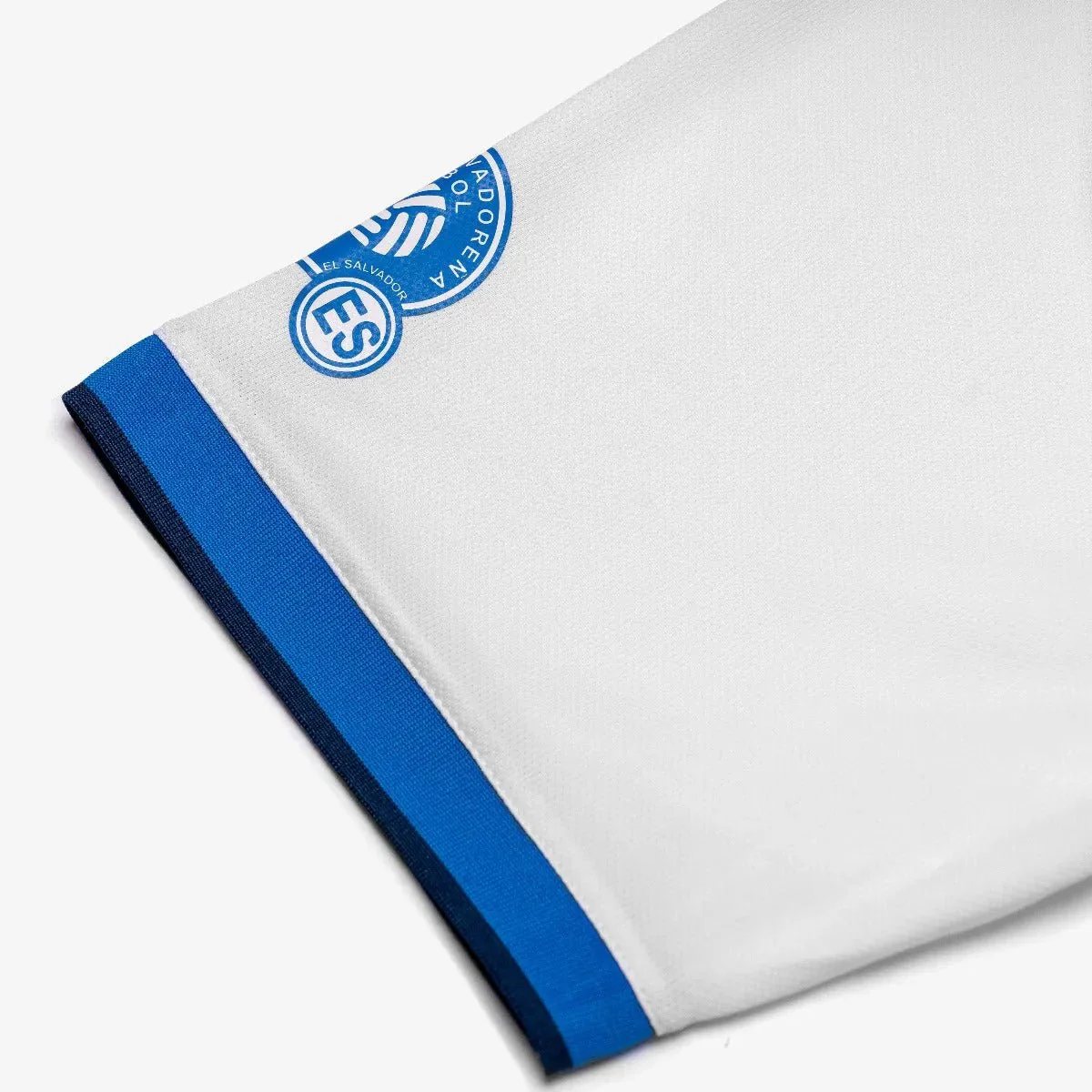 Umbro El Salvador 2021-22 Away Jersey - White-Royal - Image 5